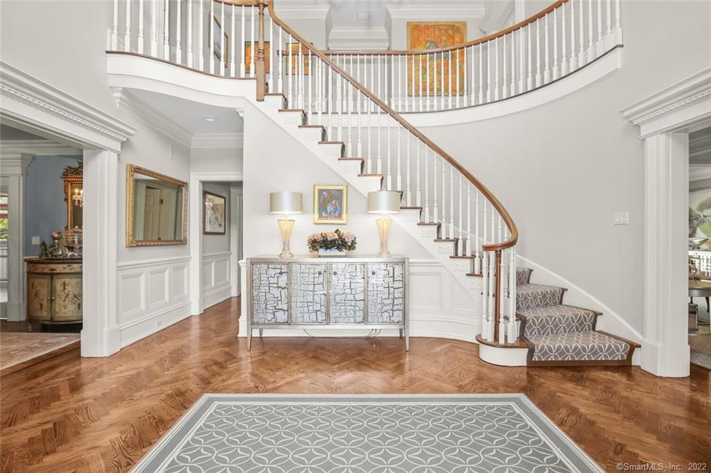 1343 Smith Ridge Road New Canaan, CT 06840 - Photo 4 of 40