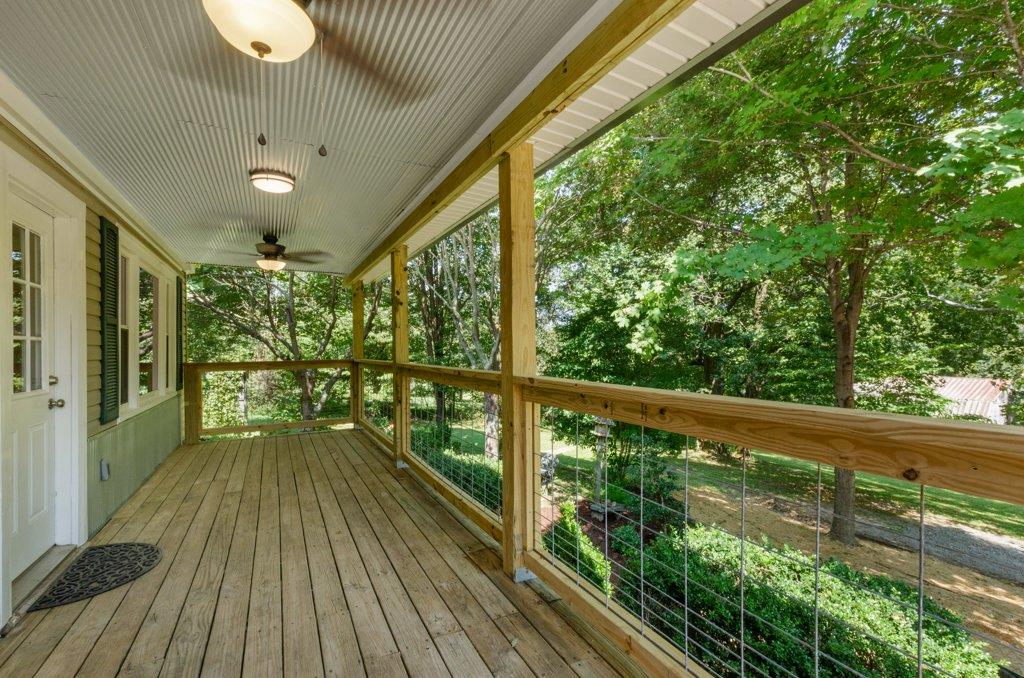 916 Bowling Branch Road Cottontown, TN 37048 - Photo 4 of 28
