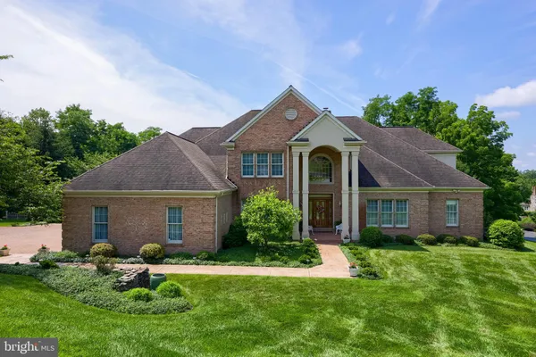 $1,275,000 | 1190 Overbrook Circle, York, PA 17403