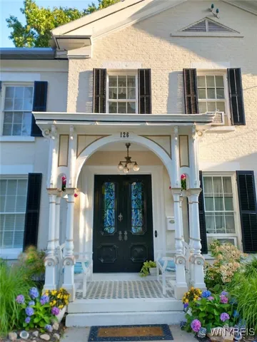 $840,000 | 126 East Genesee Street, Manlius, NY 13066