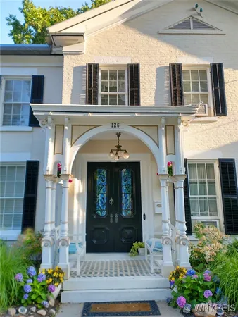 $840,000 | 126 East Genesee Street, Manlius, NY 13066