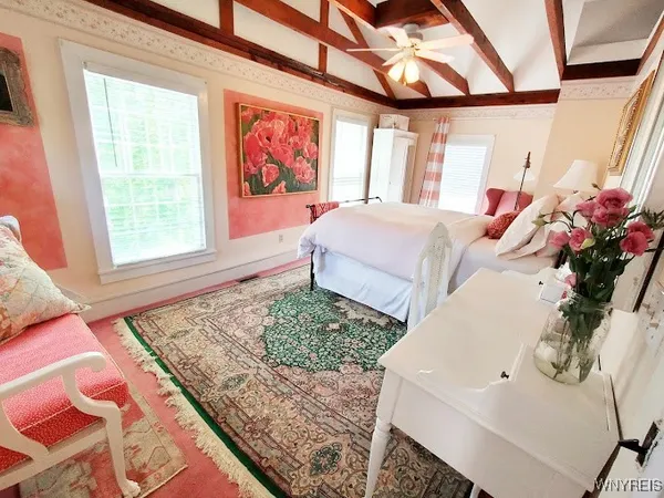 $840,000 | 126 East Genesee Street, Manlius, NY 13066