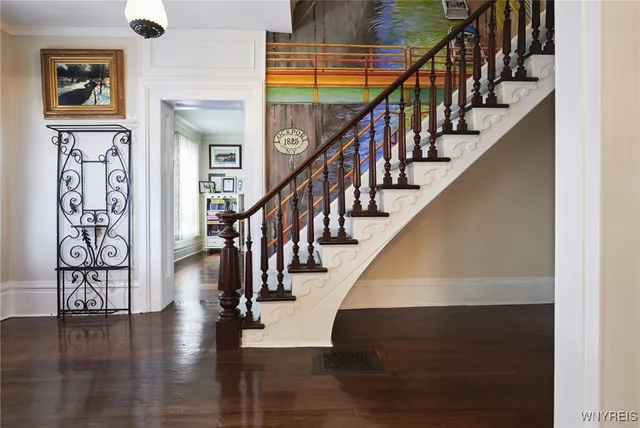 $840,000 | 126 East Genesee Street, Manlius, NY 13066