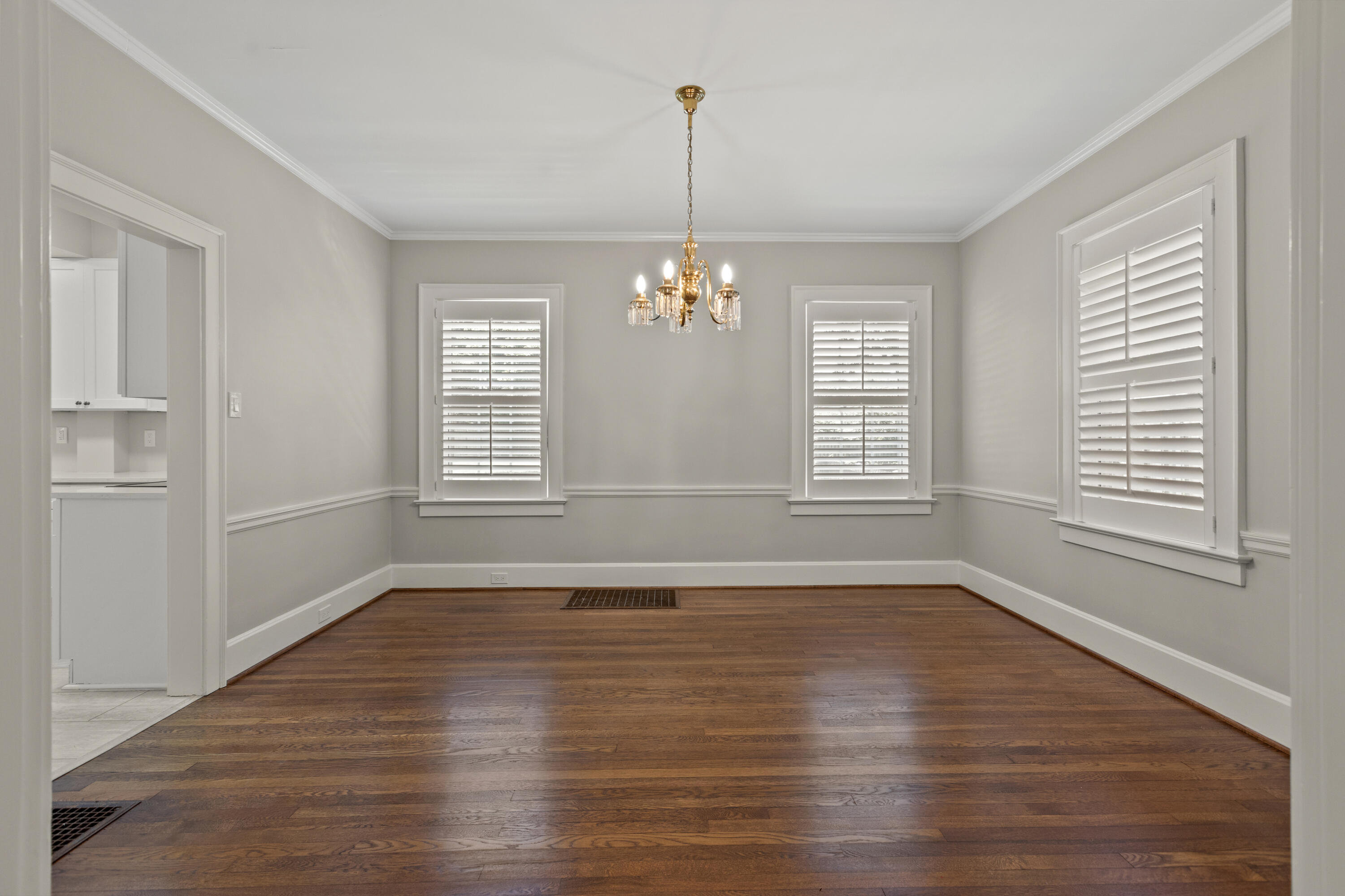 1370 Fontaine Road Lexington, KY 40502 - Photo 8 of 25 1371 8