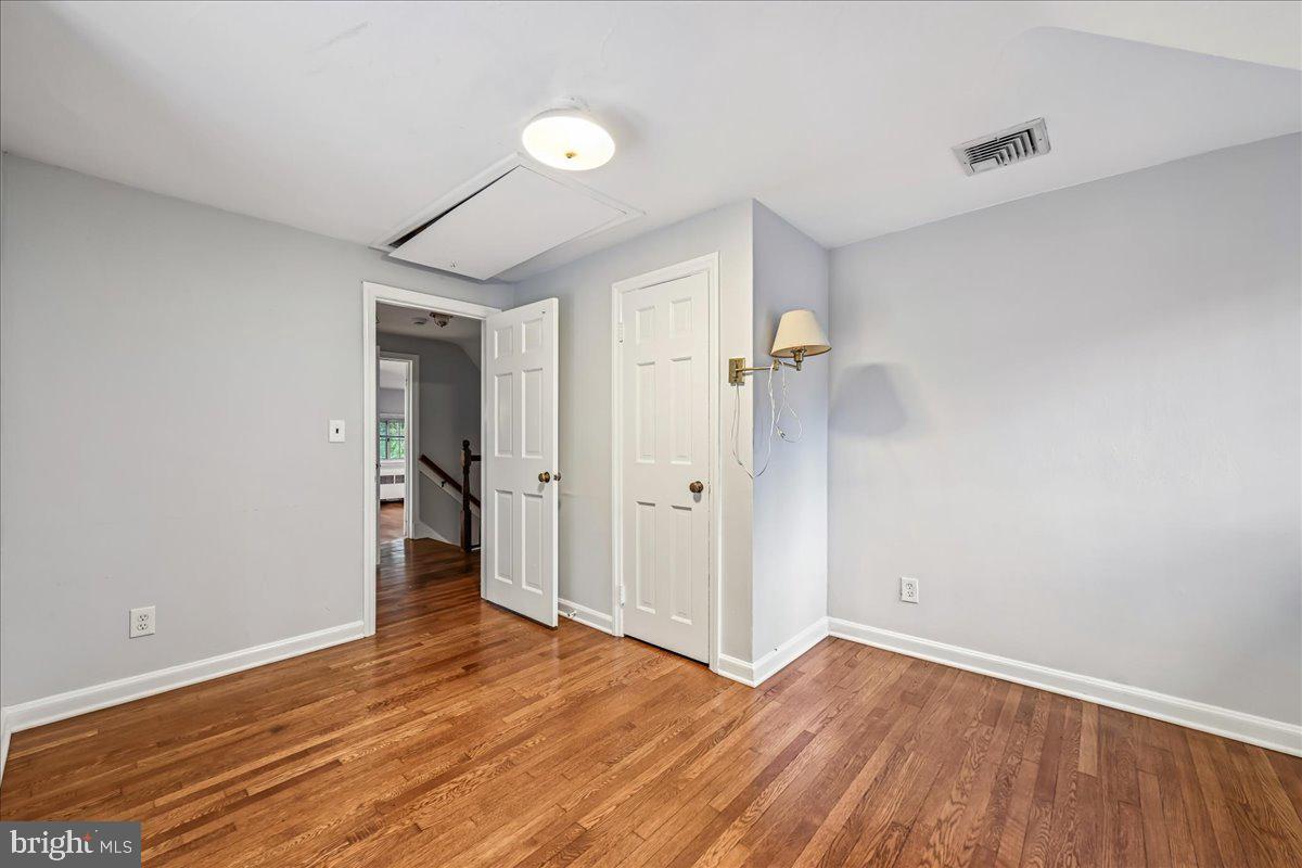 3201 Circle Hill Road Alexandria, VA 22305 - Photo 23 of 37 bedroom 3