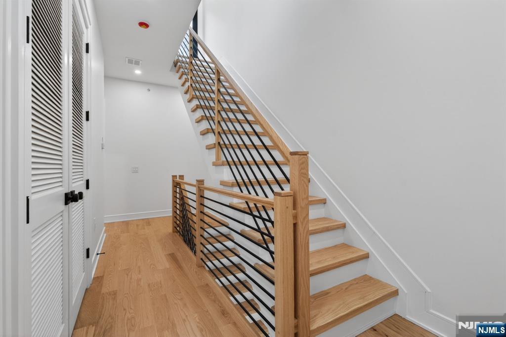 522 Valley Road, Unit 3 Clifton, NJ 07013 - Photo 14 of 40 Gallery Image 14