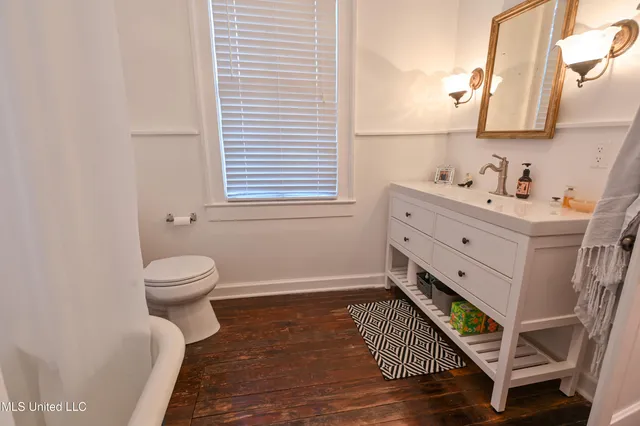 $599,000 | 211 Clifton Avenue, Natchez, MS 39120