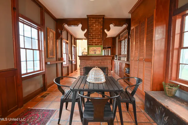 $599,000 | 211 Clifton Avenue, Natchez, MS 39120