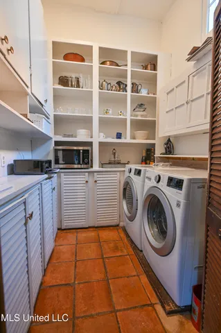 $599,000 | 211 Clifton Avenue, Natchez, MS 39120