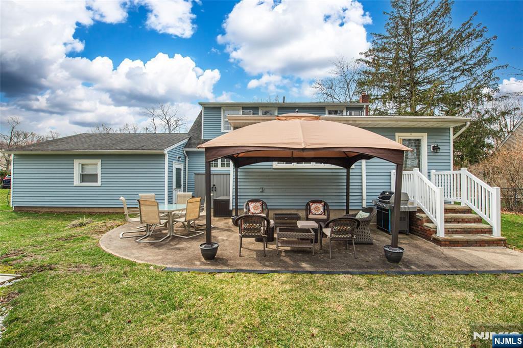 86 Deerfield Road West Caldwell, NJ 07006 - Photo 25 of 26