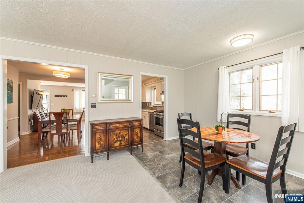 86 Deerfield Road West Caldwell, NJ 07006 - Photo 9 of 26