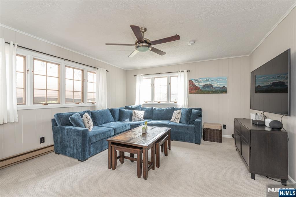 86 Deerfield Road West Caldwell, NJ 07006 - Photo 10 of 26