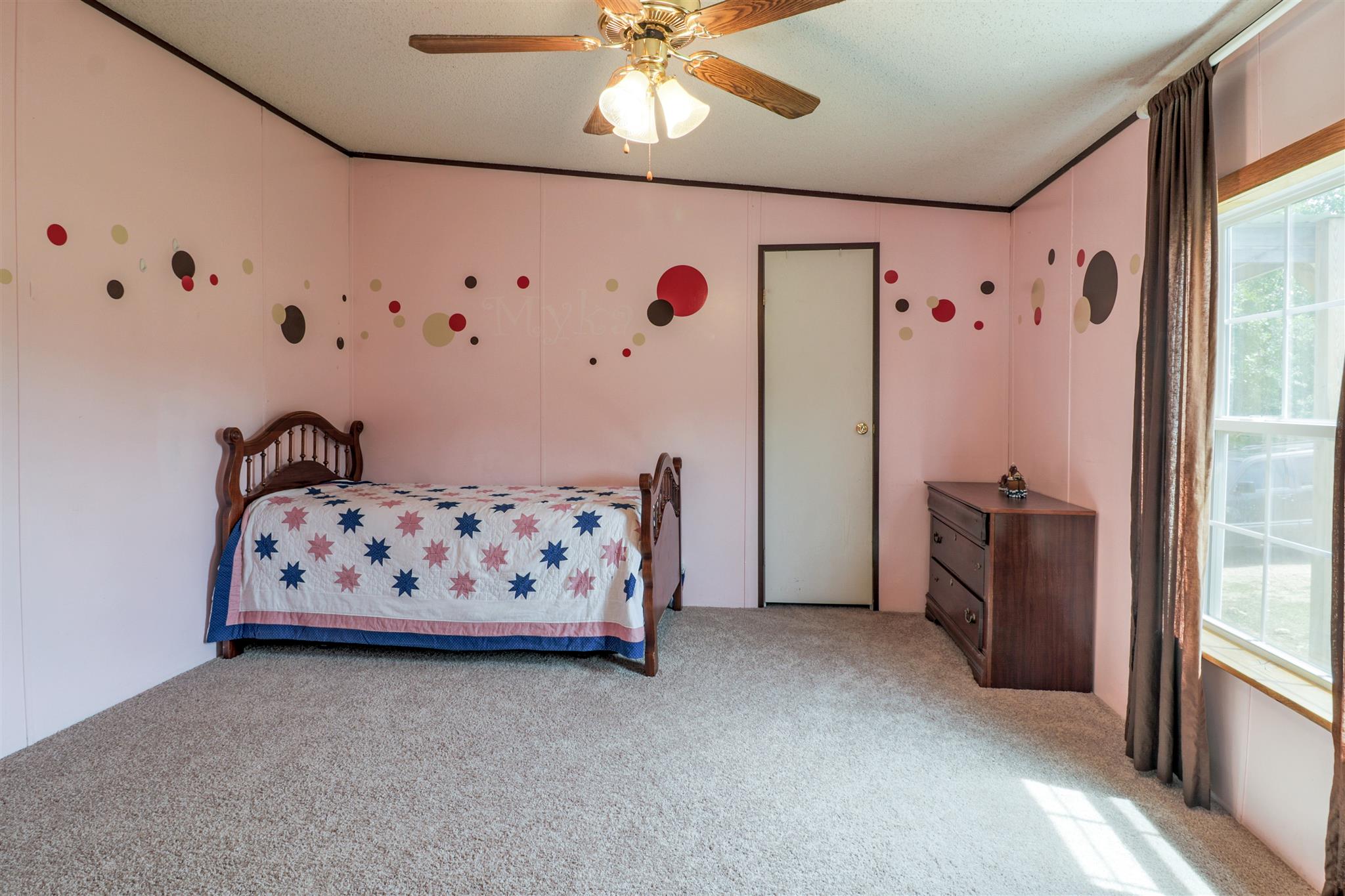 3268 Mobley Ridge Road Duck River, TN 38454 - Photo 10 of 19 Bedroom 3 with walk in closet and shared Jack & Jill bath