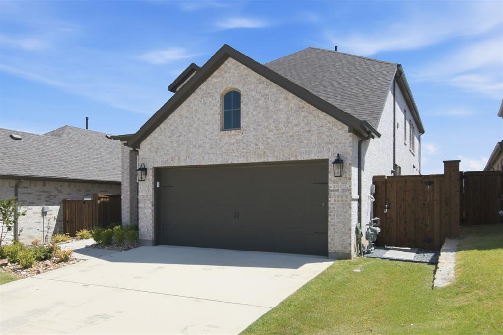 201 Pintail Lane Rhome, TX 76078 - Photo 2 of 36 Gallery Image 2