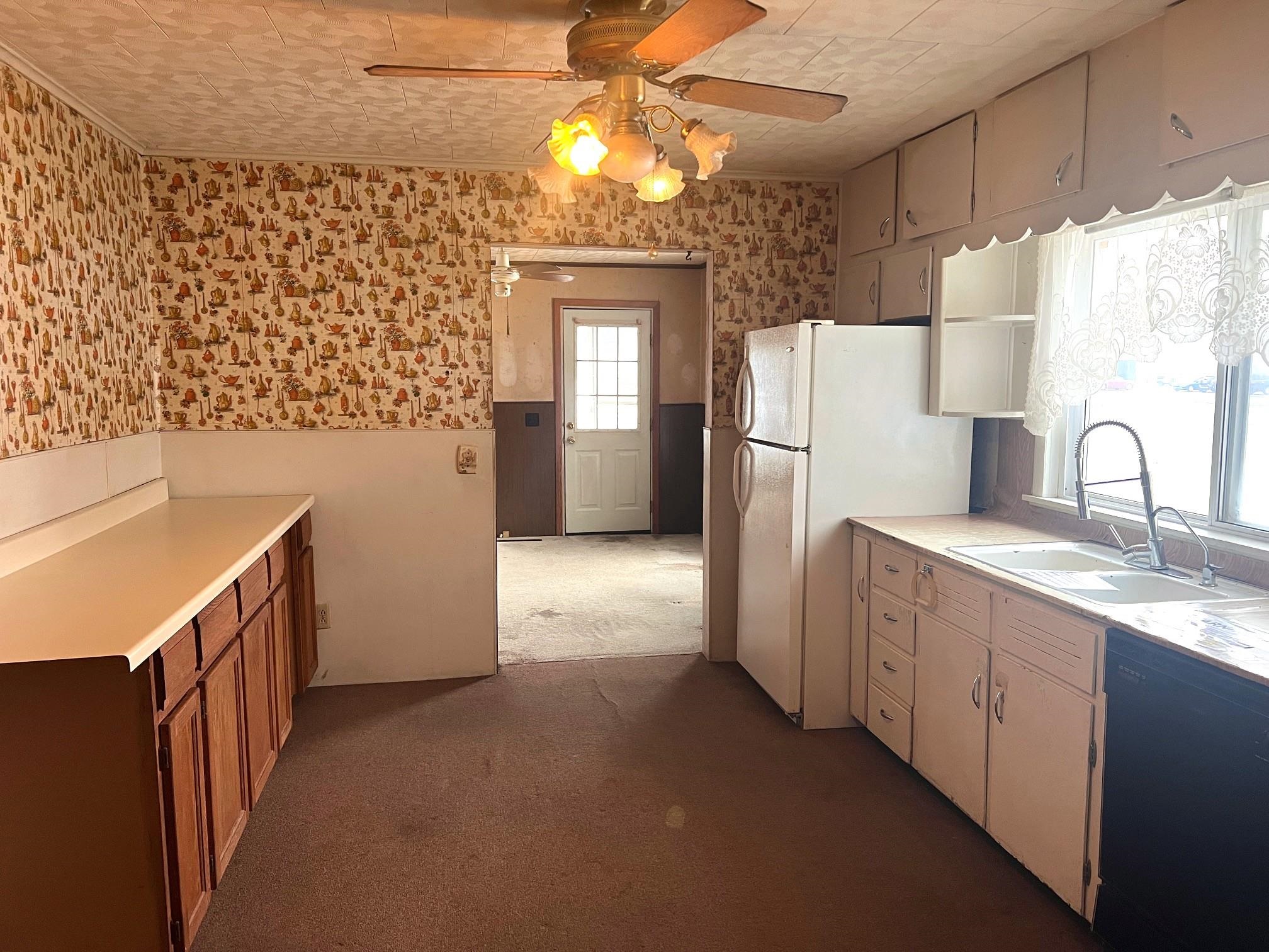 539 North Main Street Perry, MI 48872 - Photo 6 of 16 Gallery Image 6