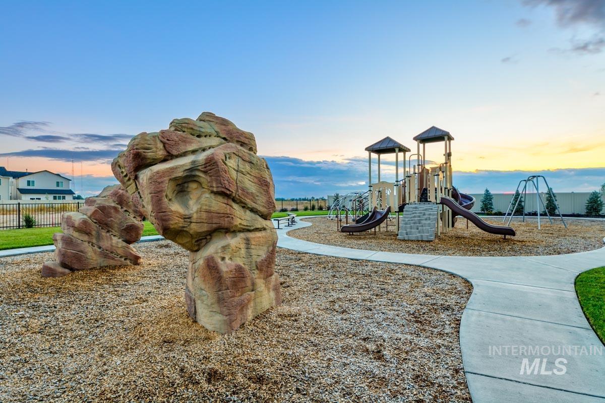 4309 South Zocalo Way Meridian, ID 83642 - Photo 22 of 26 View of community play area