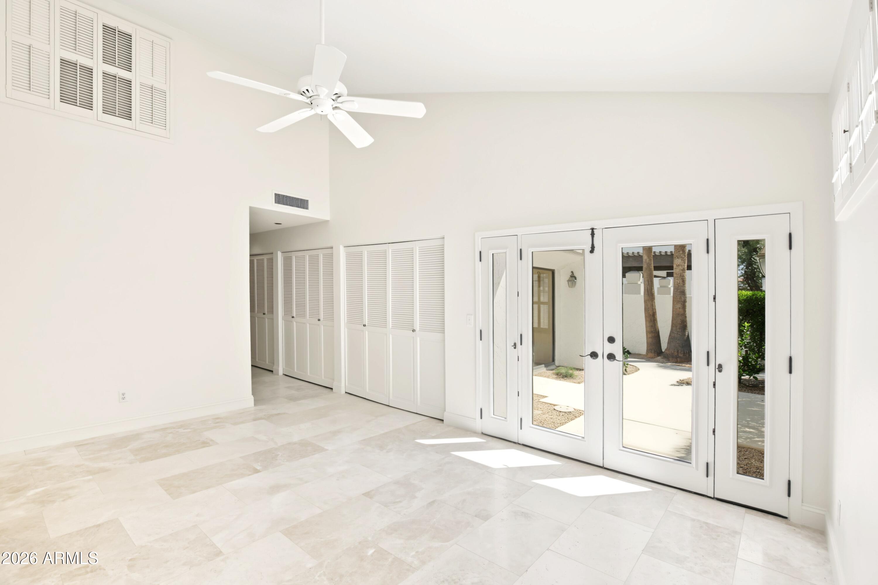 4438 East Camelback Road, Unit 149 Phoenix, AZ 85018 - Photo 30 of 65 Primary suite
