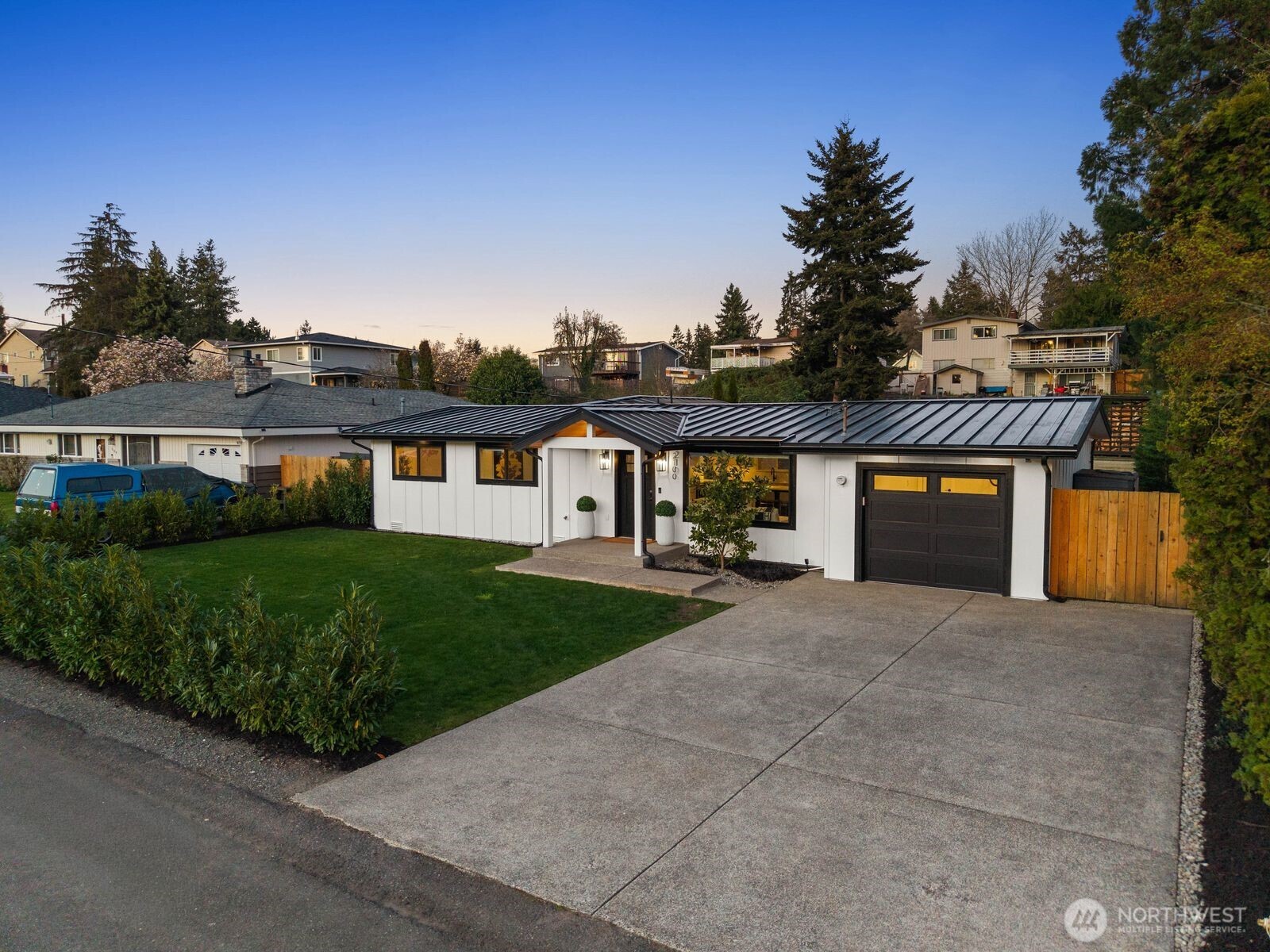 2100 Dayton Avenue Northeast Renton, WA 98056 - Photo 1 of 40