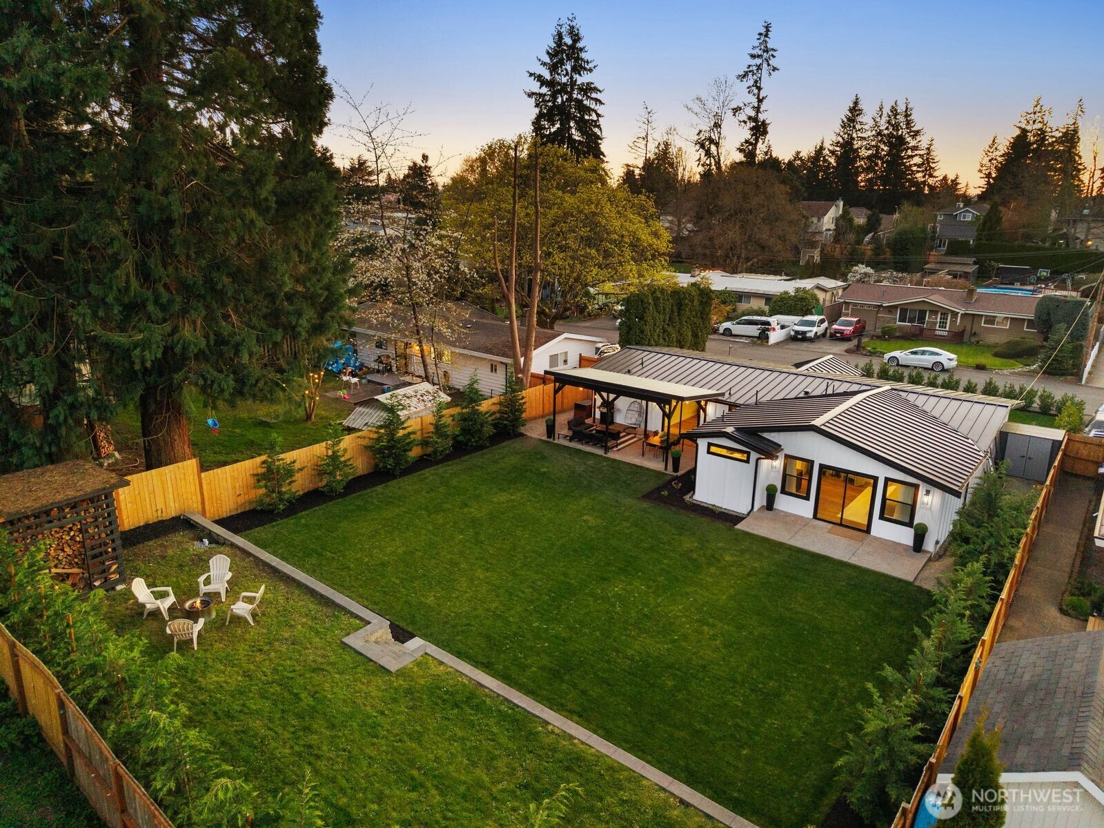 2100 Dayton Avenue Northeast Renton, WA 98056 - Photo 7 of 40