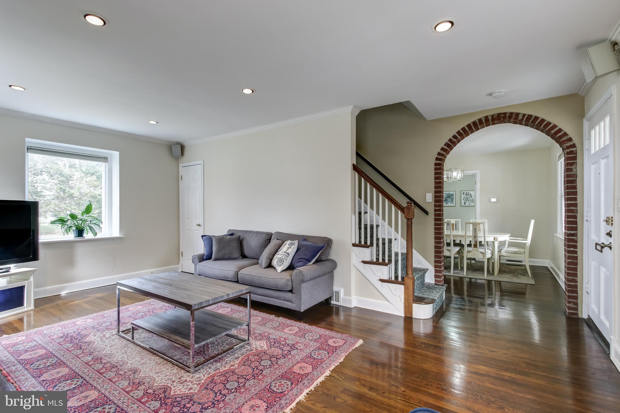 315 Penwood Road Silver Spring, MD 20901 - Photo 10 of 41 Charming details throughout home.
