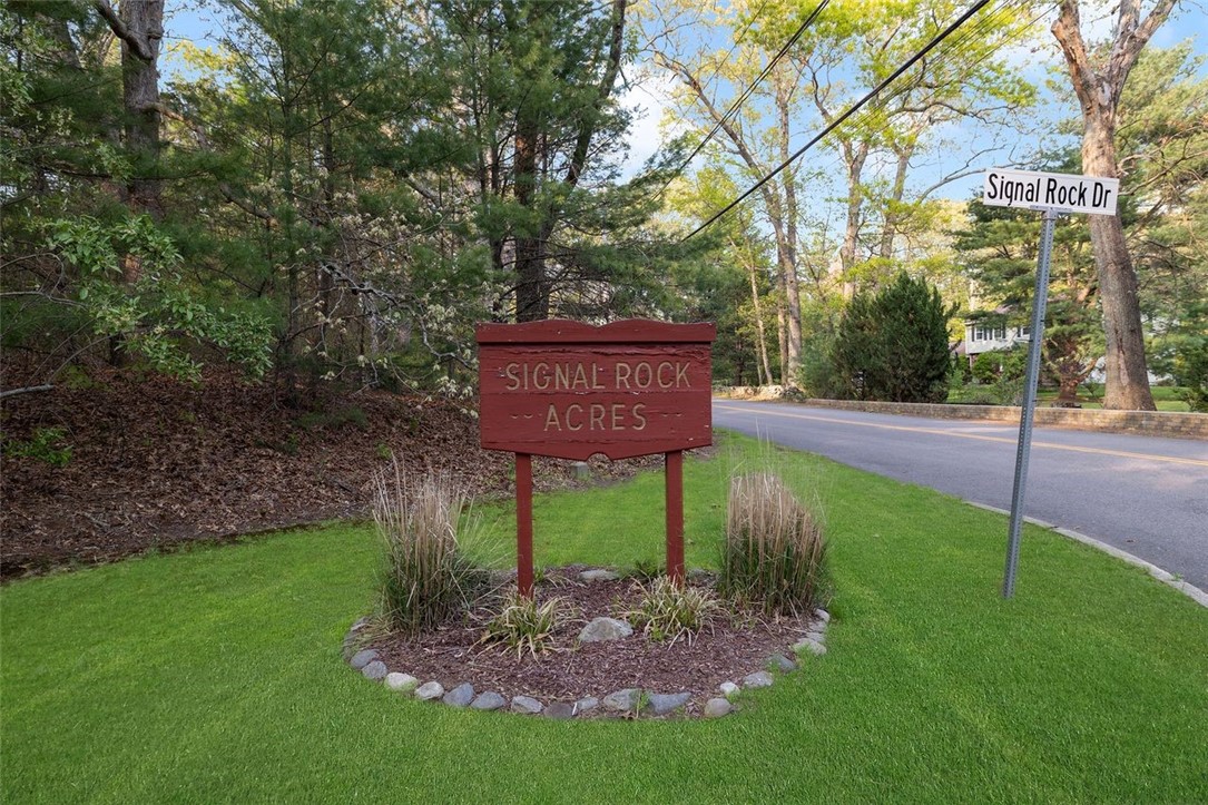 64 Signal Rock Road North Kingstown, RI 02852 - Photo 50 of 50 Neighborhood Entrance