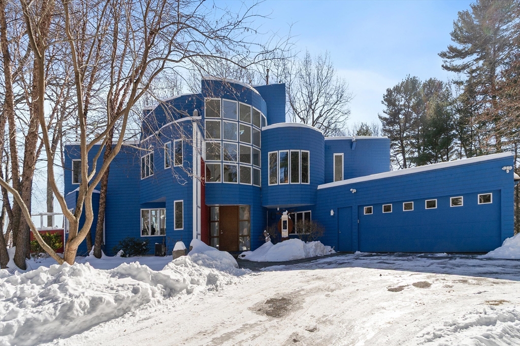 389 River Road Carlisle, MA 01741 - Photo 2 of 42