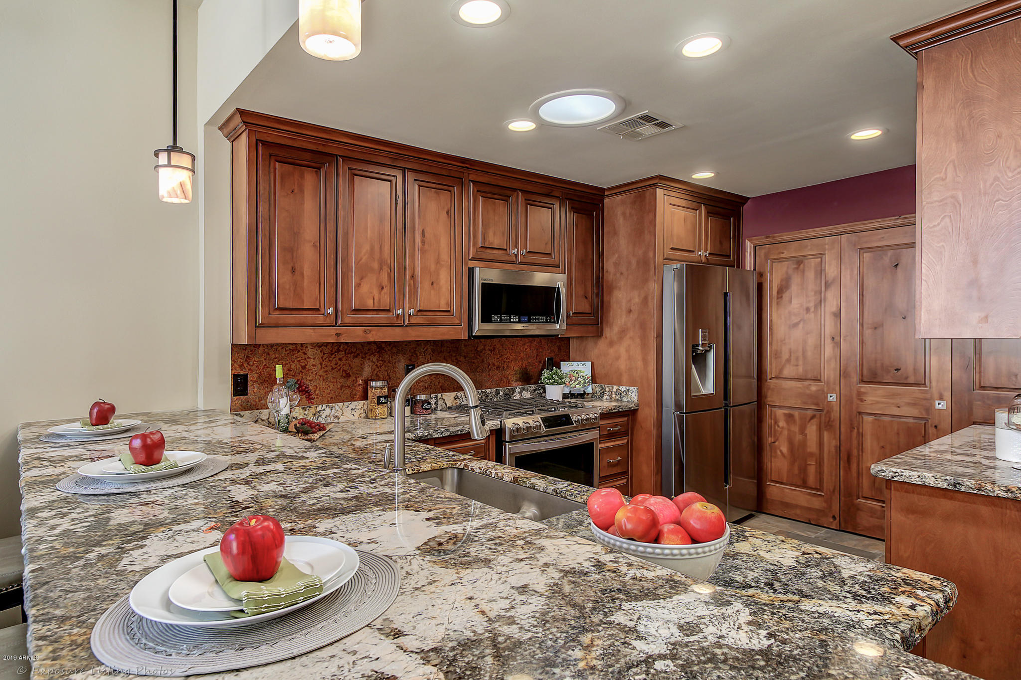 6 West Griswold Road Phoenix, AZ 85021 - Photo 2 of 31 u-4