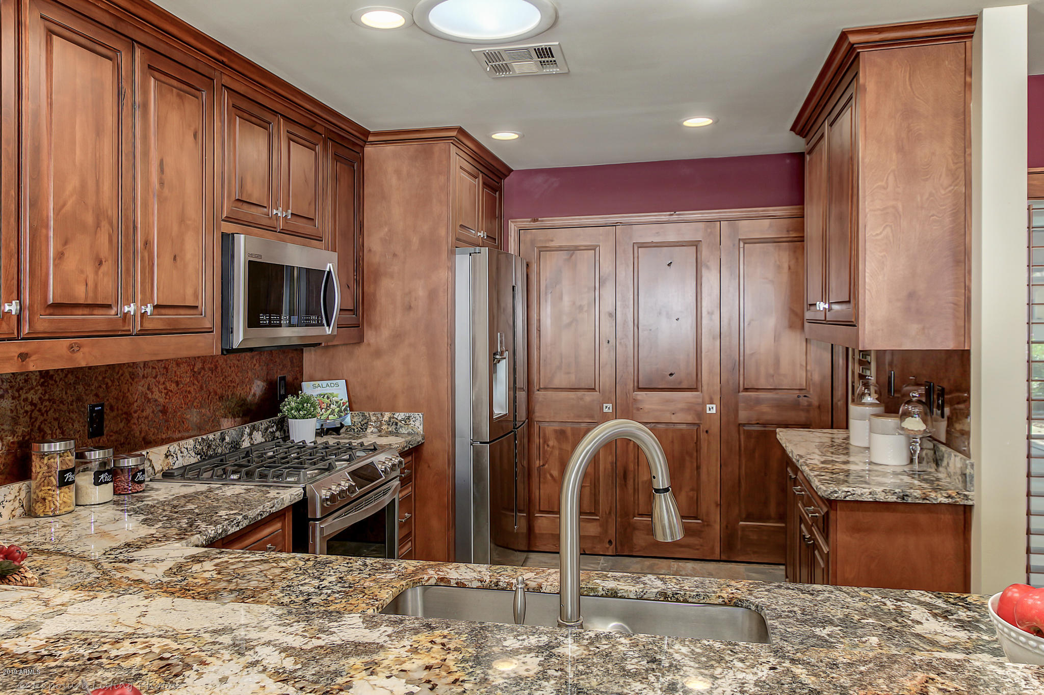 6 West Griswold Road Phoenix, AZ 85021 - Photo 5 of 31 u-7