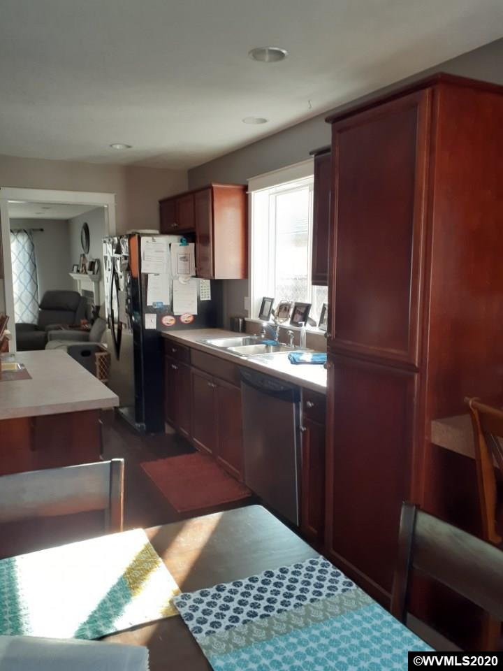 1225 Filbert Street Jefferson, OR 97352 - Photo 8 of 35 Gallery Image 8