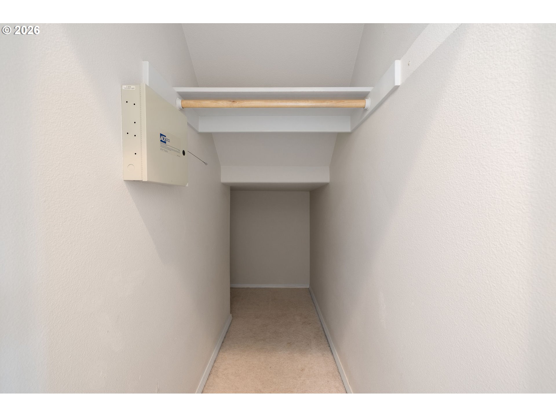 8330 Southwest Norfolk Lane Portland, OR 97224 - Photo 34 of 37 a view of an empty room