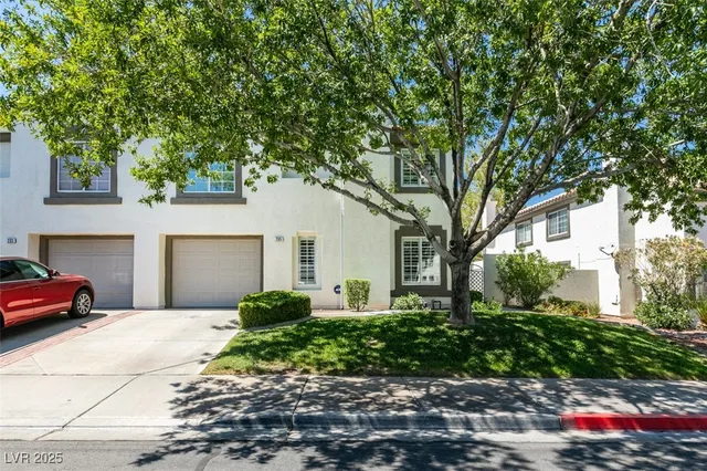 $1,745 | 205 Luninborg Street, Henderson, NV 89074