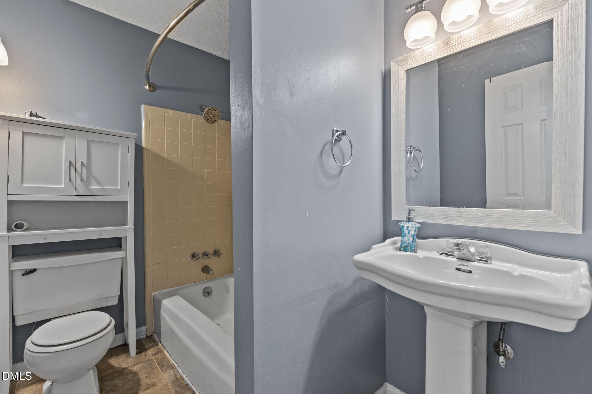 5308 Foxfire Road Fayetteville, NC 28303 - Photo 26 of 34 25-web-or-mls-AZ3A1454