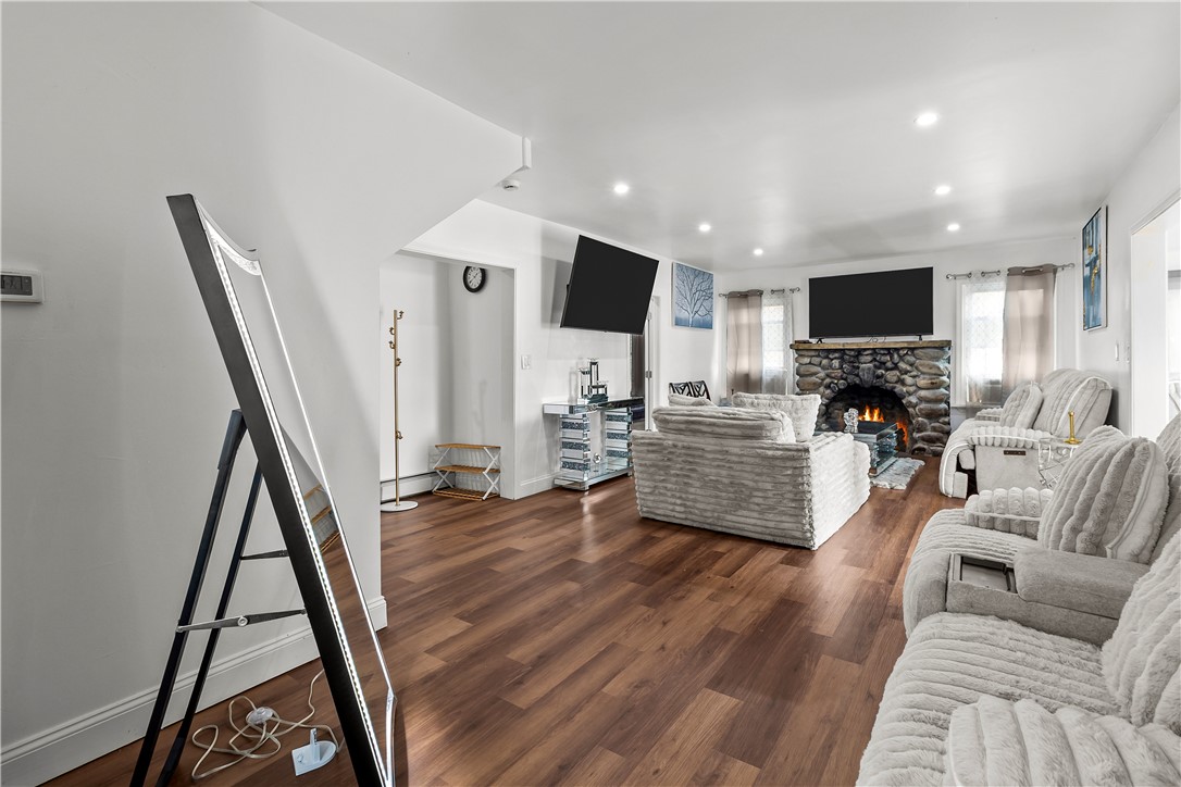 129 Shore Road East Providence, RI 02915 - Photo 12 of 47