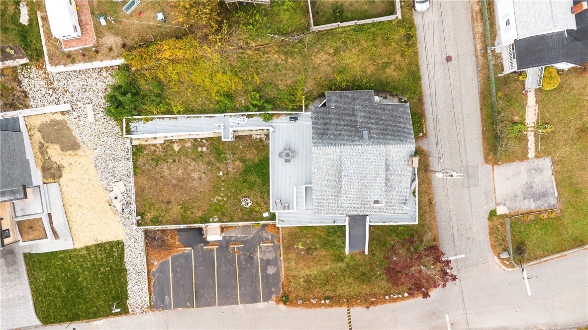 129 Shore Road East Providence, RI 02915 - Photo 2 of 47