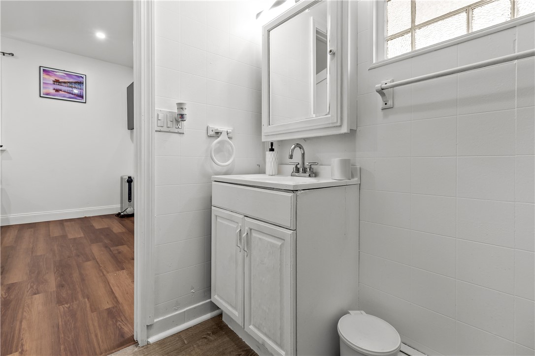 129 Shore Road East Providence, RI 02915 - Photo 26 of 47