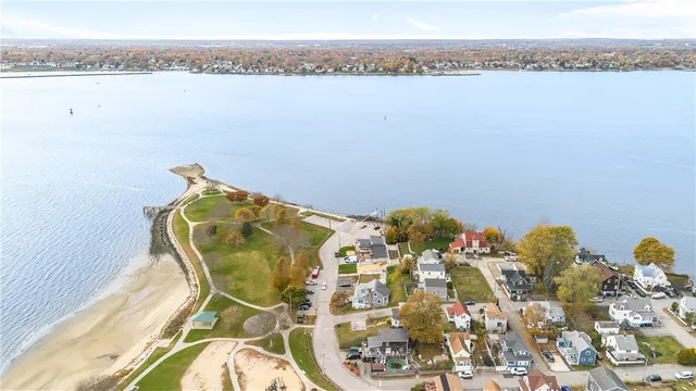 $789,000 | 129 Shore Road, East Providence, RI 02915