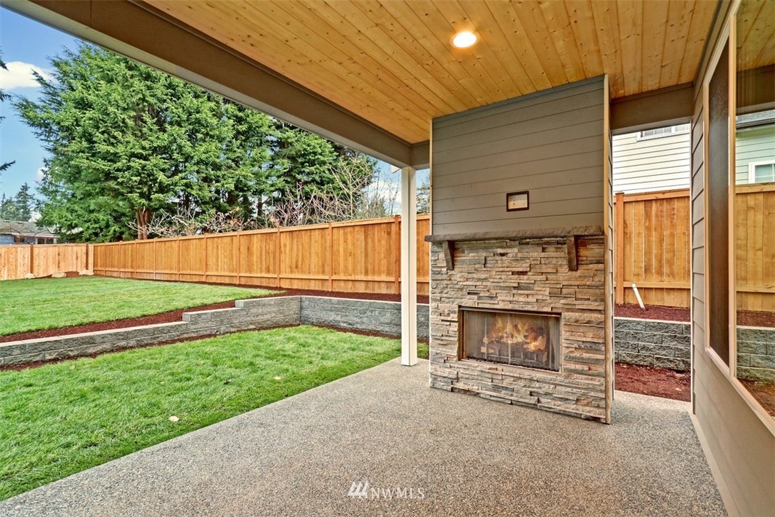 7919 203rd Street Southwest Edmonds, WA 98026 - Photo 15 of 22 Gallery Image 15
