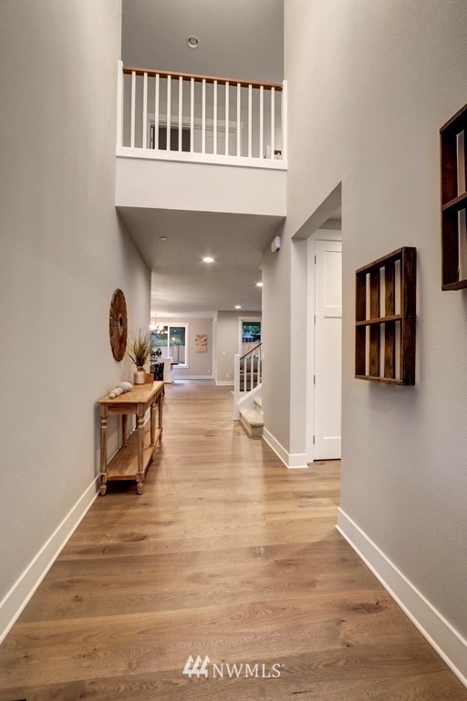 7919 203rd Street Southwest Edmonds, WA 98026 - Photo 3 of 22 Gallery Image 3