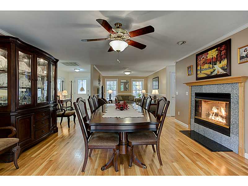 59 Peacock Road Warwick, RI 02886 - Photo 11 of 25 Den/Family/Great Room.