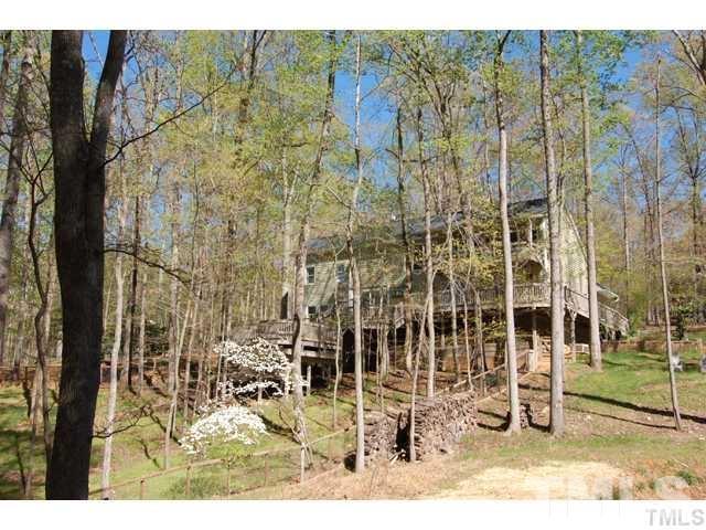 1061 Beaver Dam Road Chapel Hill, NC 27517 - Photo 5 of 19 a view of bathroom