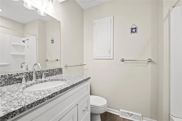 $339,000 | 14214 West 63rd Street, Shawnee, KS 66216