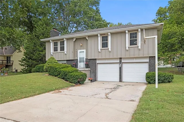 $339,000 | 14214 West 63rd Street, Shawnee, KS 66216