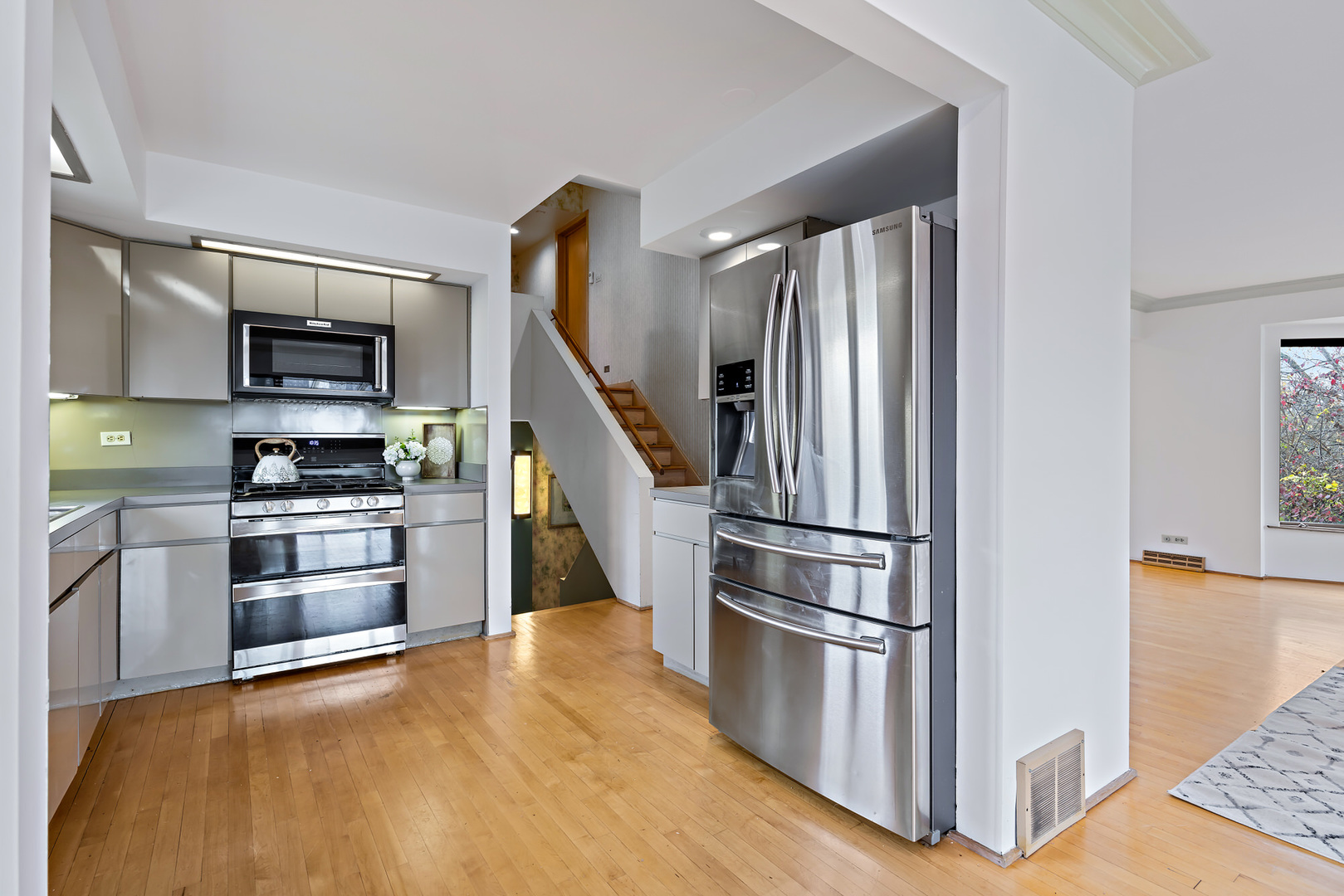 8154 West 26th Street North Riverside, IL 60546 - Photo 11 of 31 Gallery Image 11