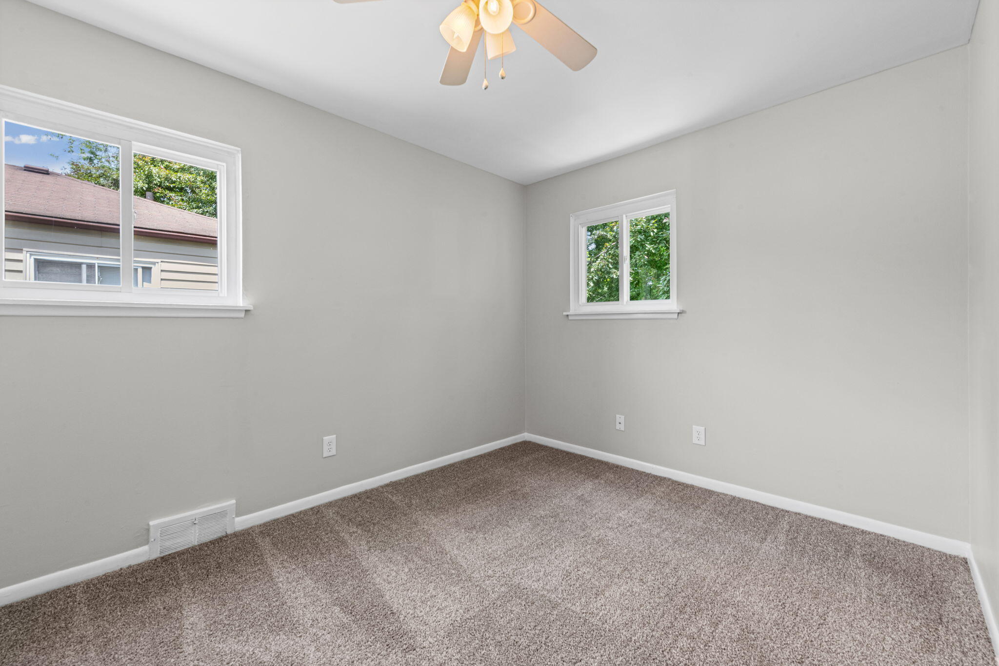 20436 Inkster Road Redford, MI 48240 - Photo 9 of 21 17-web-or-mls-20436-inkster-rd