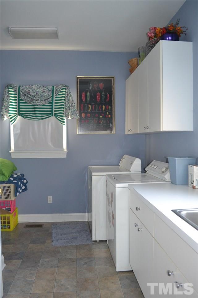 900 Langley-Daniel Road Kenly, NC 27542 - Photo 10 of 24 Gallery Image 10