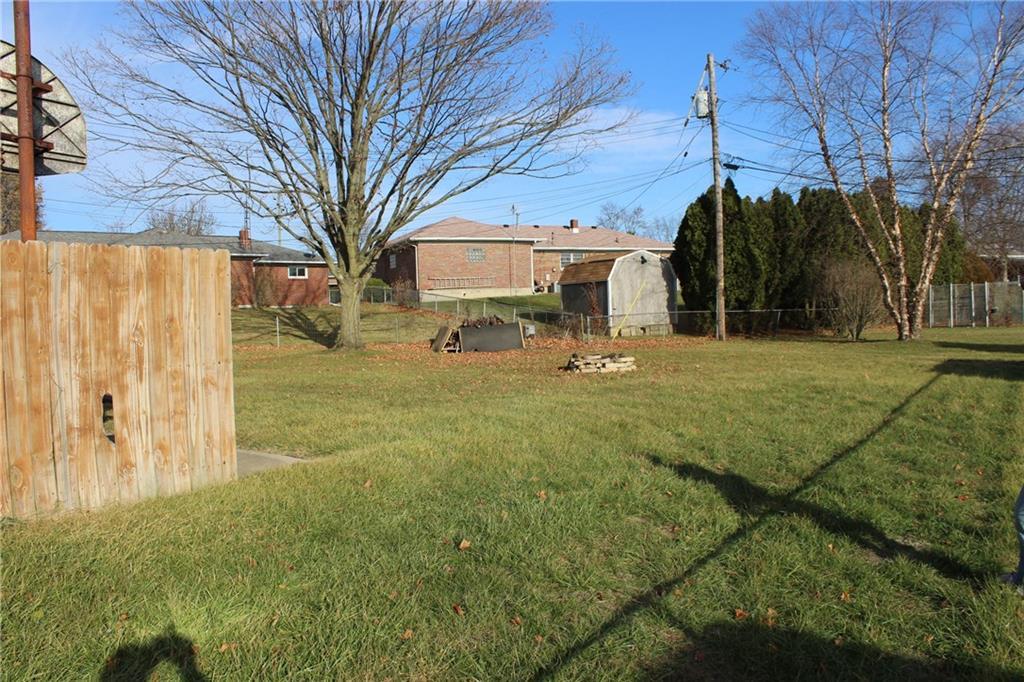 5108 West Ridgewood Road Springfield, OH 45503 - Photo 3 of 15