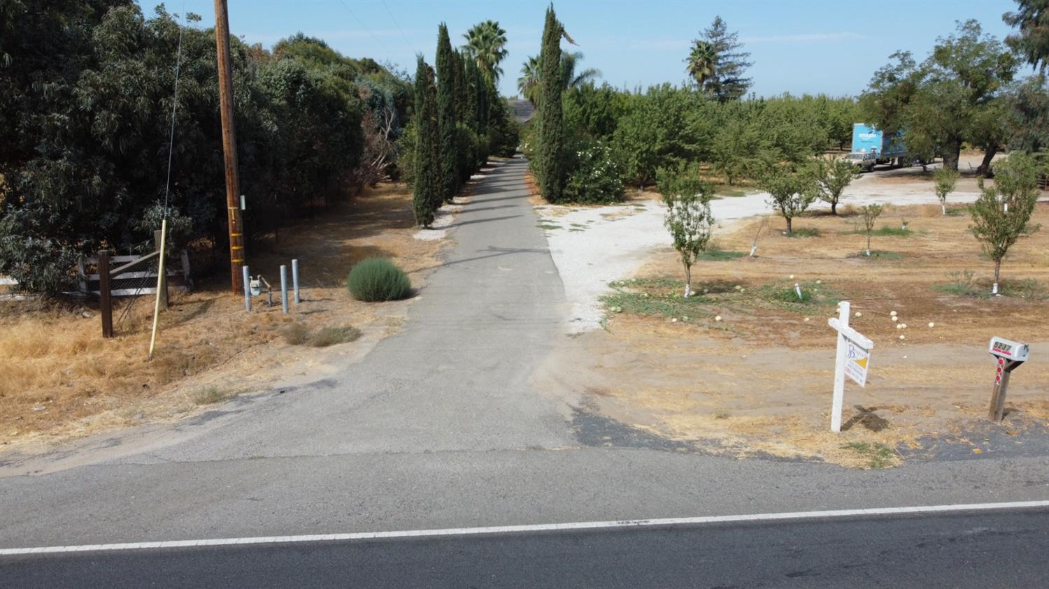 5237-5249 Tully Road Modesto, CA 95356 - Photo 2 of 45 Gallery Image 2