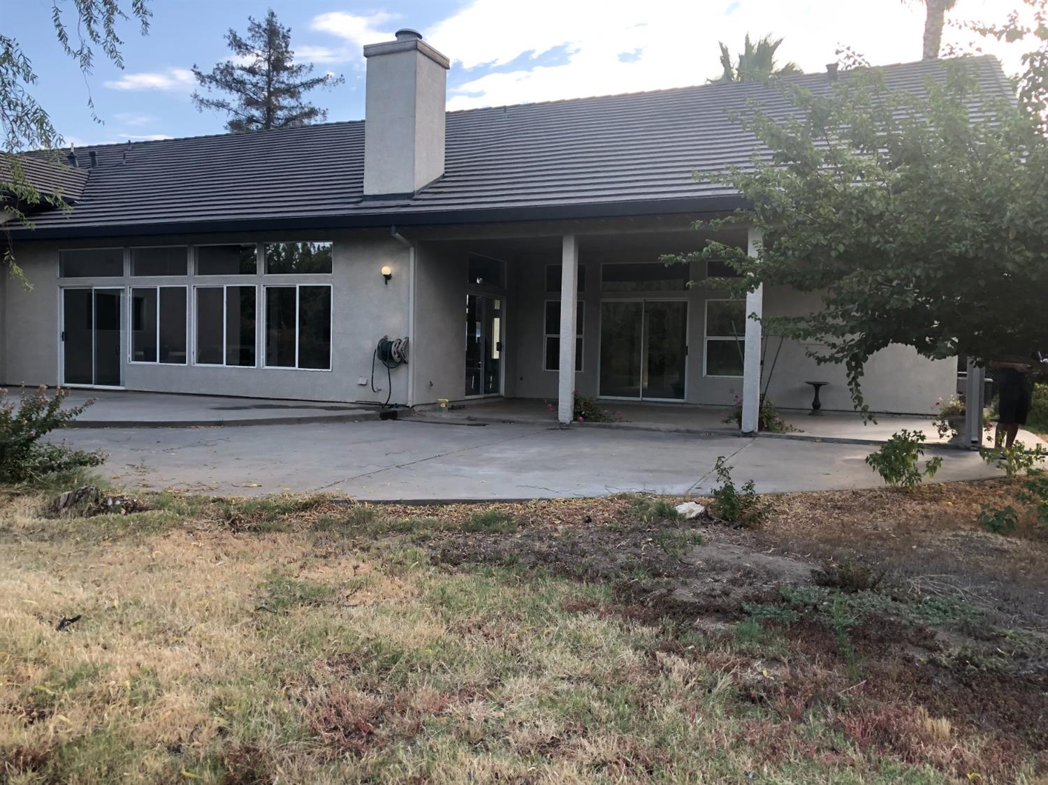 5237-5249 Tully Road Modesto, CA 95356 - Photo 11 of 45 Gallery Image 11