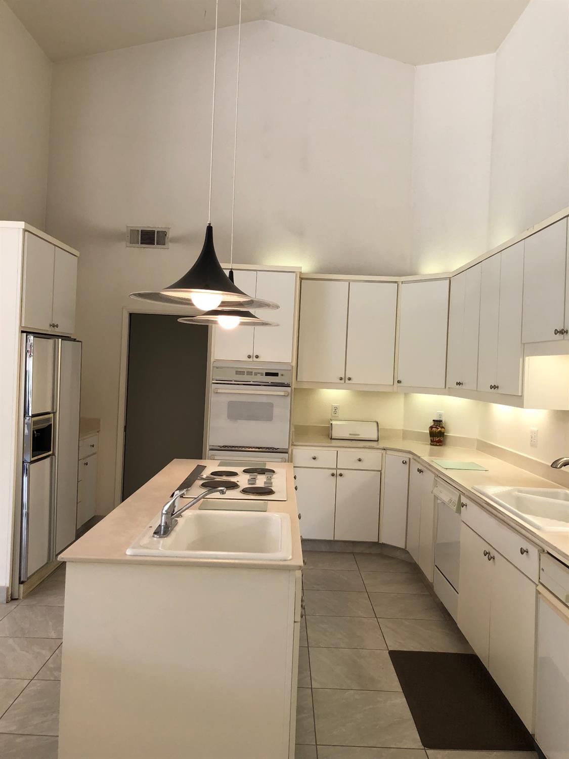 5237-5249 Tully Road Modesto, CA 95356 - Photo 23 of 45 Gallery Image 23