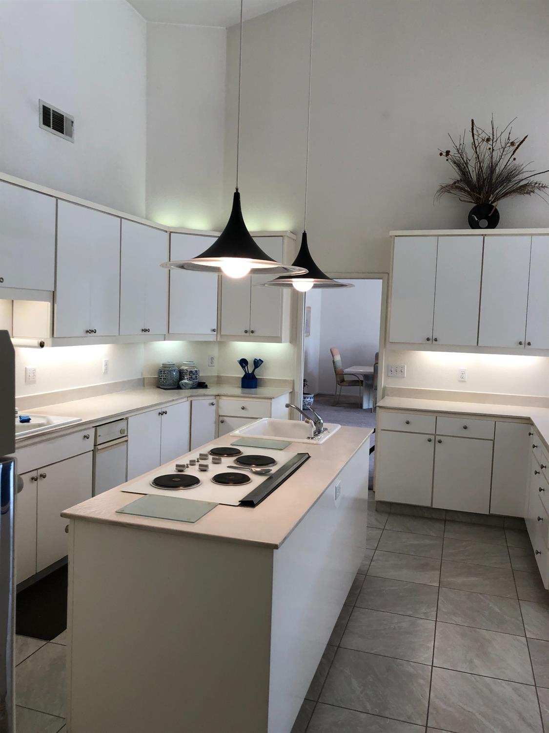 5237-5249 Tully Road Modesto, CA 95356 - Photo 24 of 45 Gallery Image 24
